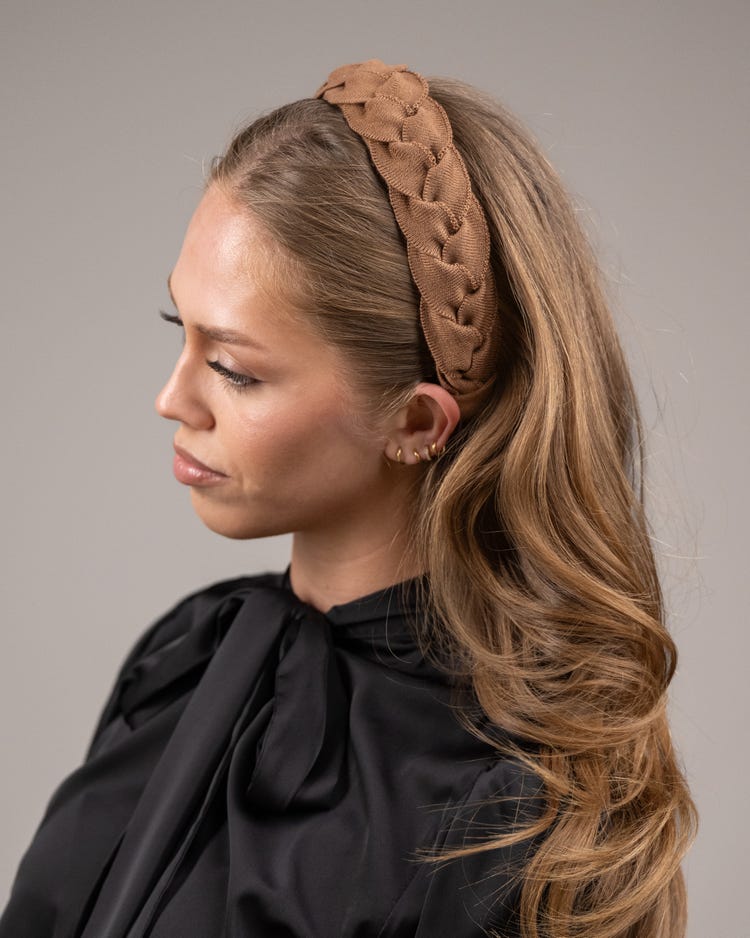Waring Brooke Signature Solid Plait Hairband image 2